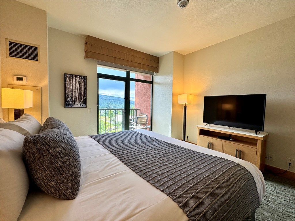 2300 Mount Werner Circle 631 Property Photo 10