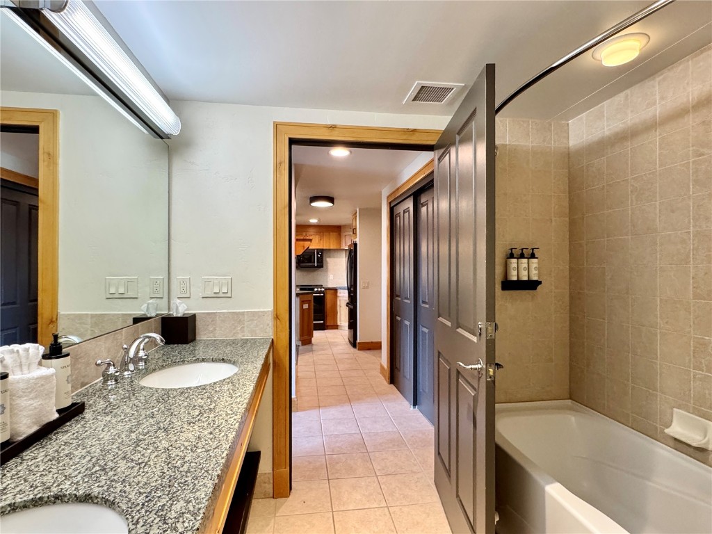 2300 Mount Werner Circle 631 Property Photo 14