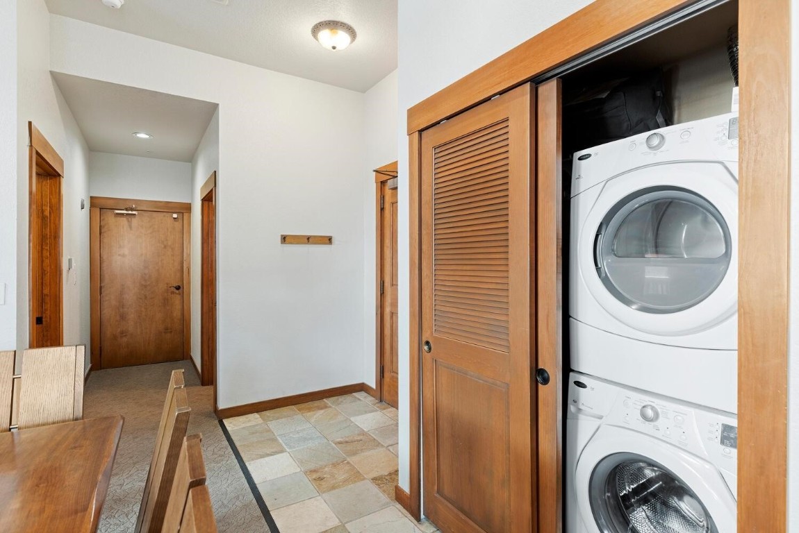600 S Main Street 4207 Property Photo 6