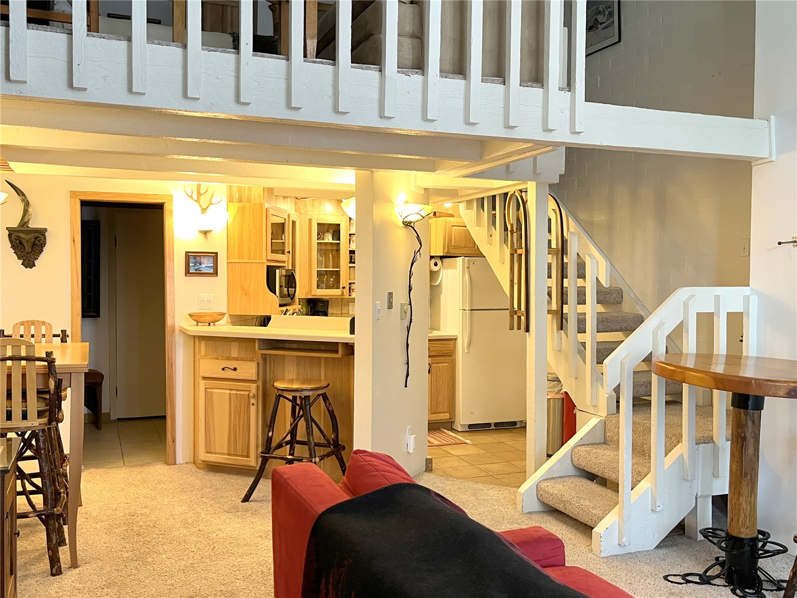 1920 Ski Time Square Drive 208 Property Photo 3