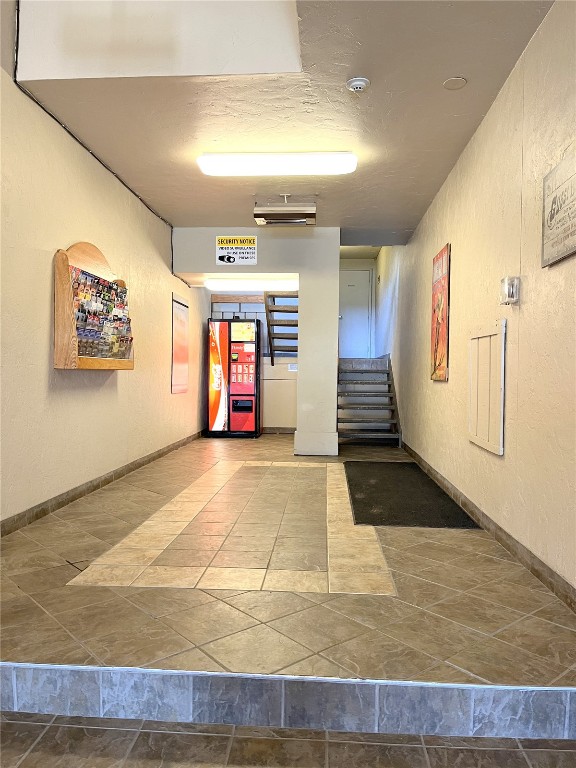 1920 Ski Time Square Drive 208 Property Photo 9