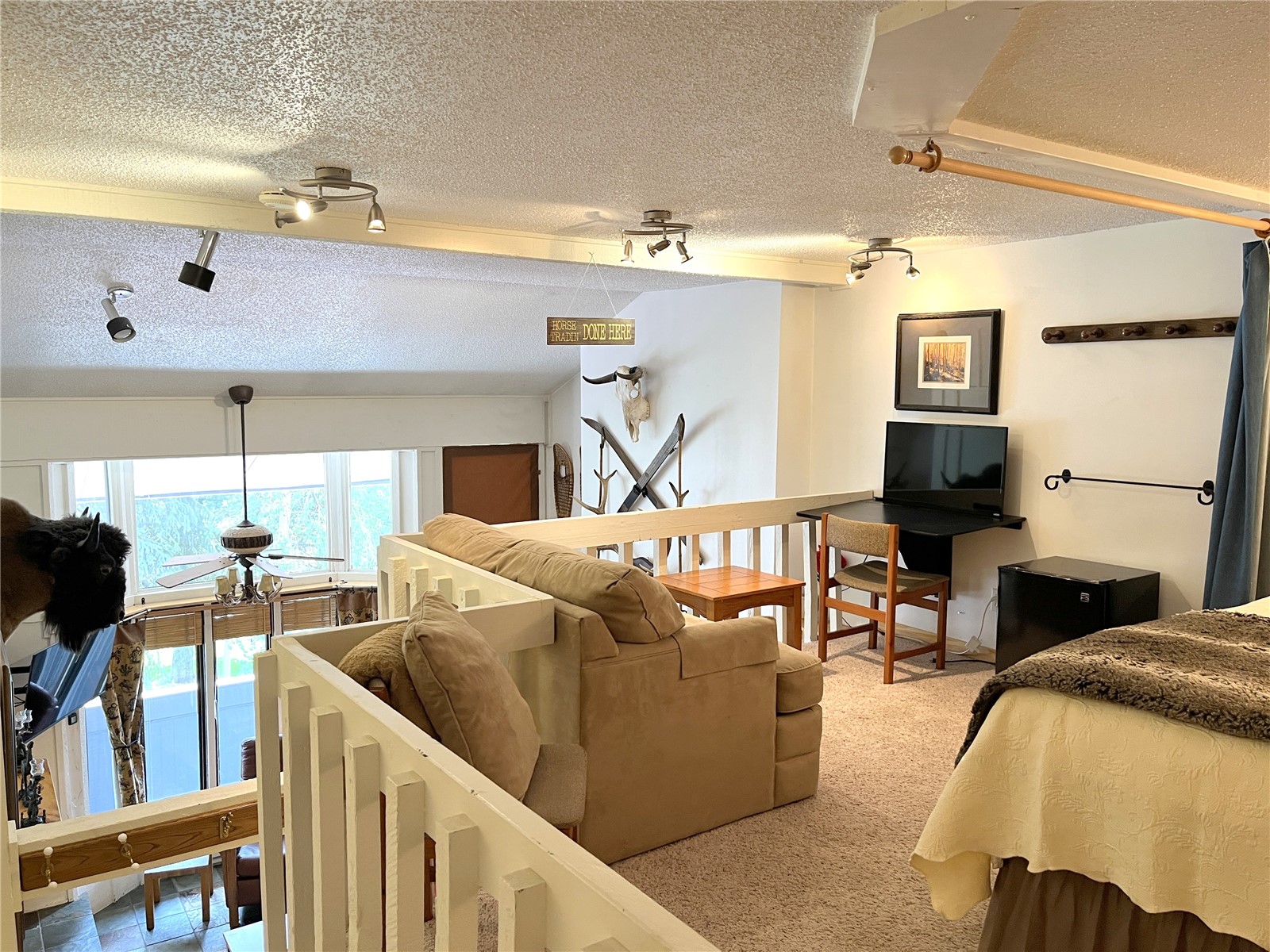 1920 Ski Time Square Drive 208 Property Photo 9