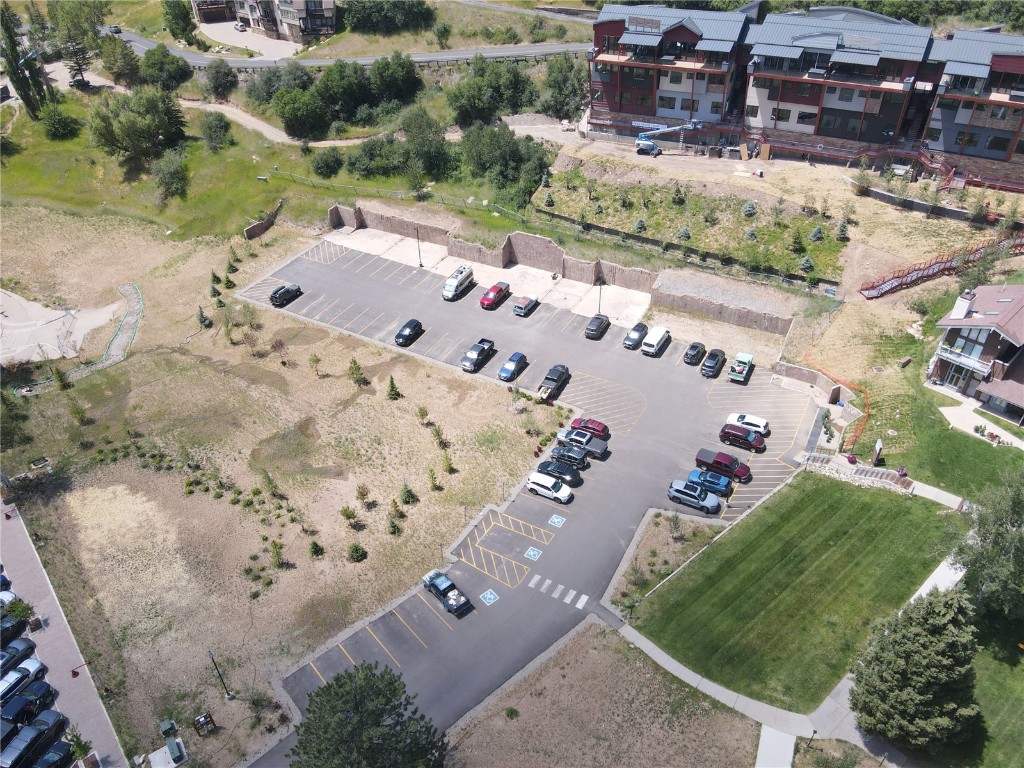 1920 Ski Time Square Drive 208 Property Photo 13