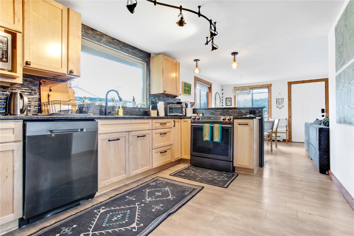 7845 Us Highway 50 Property Photo 12