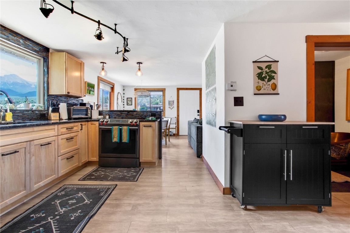 7845 Us Highway 50 Property Photo 14