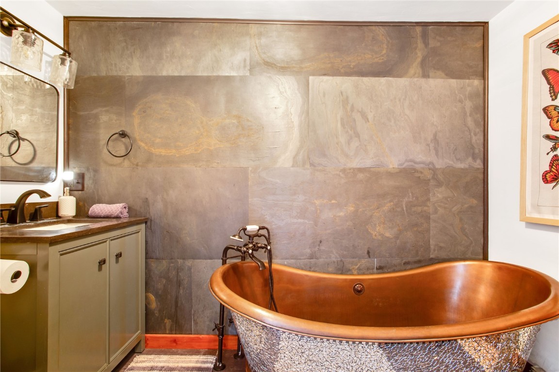 7845 Us Highway 50 Property Photo 25