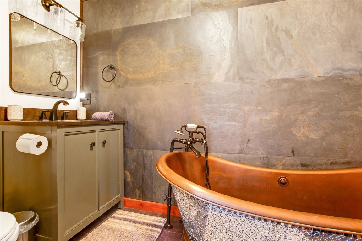 7845 Us Highway 50 Property Photo 26