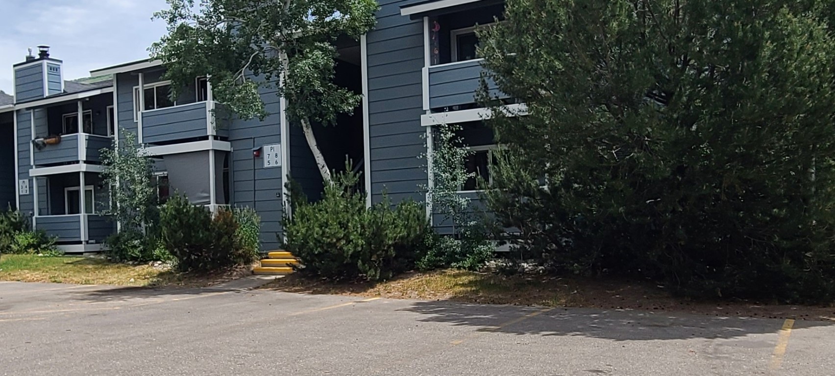 1335 Sparta Plaza 7