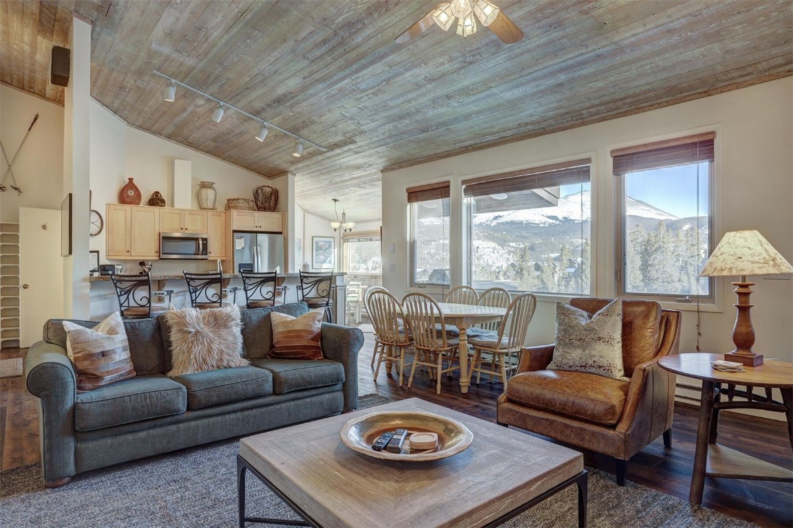 965 Four Oclock Road 0 Property Photo 9