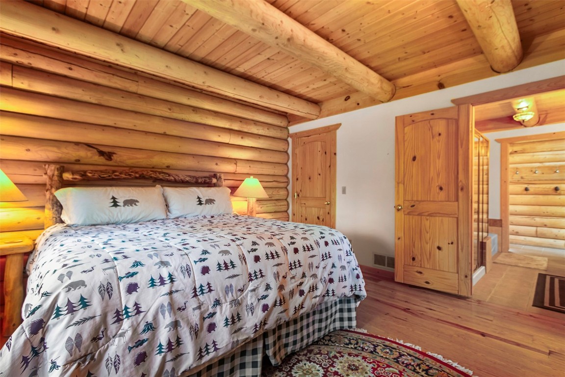 725 Zebulon Street Property Photo 18