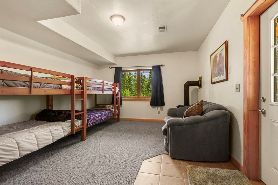 725 Zebulon Street Property Photo 27