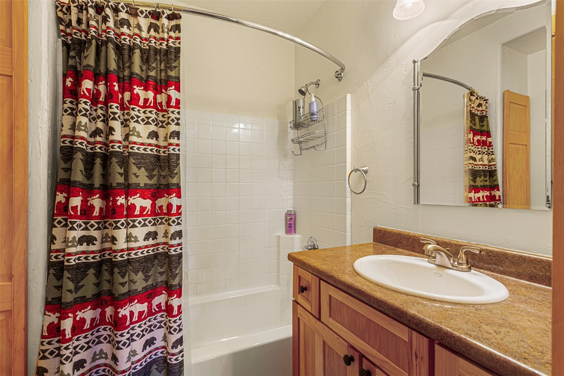 725 Zebulon Street Property Photo 30