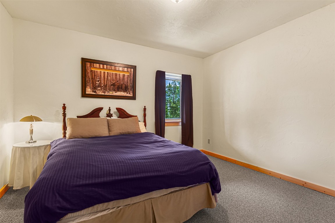 725 Zebulon Street Property Photo 35