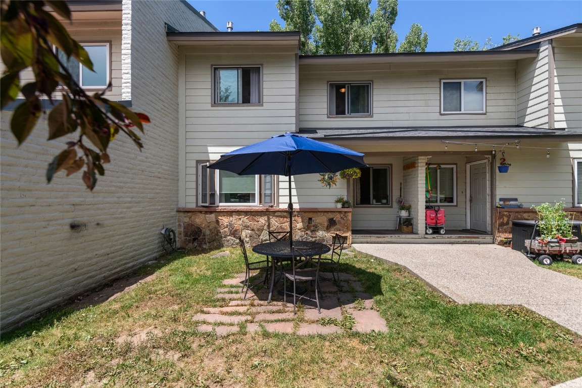 4 Sequoia Court Property Photo 1
