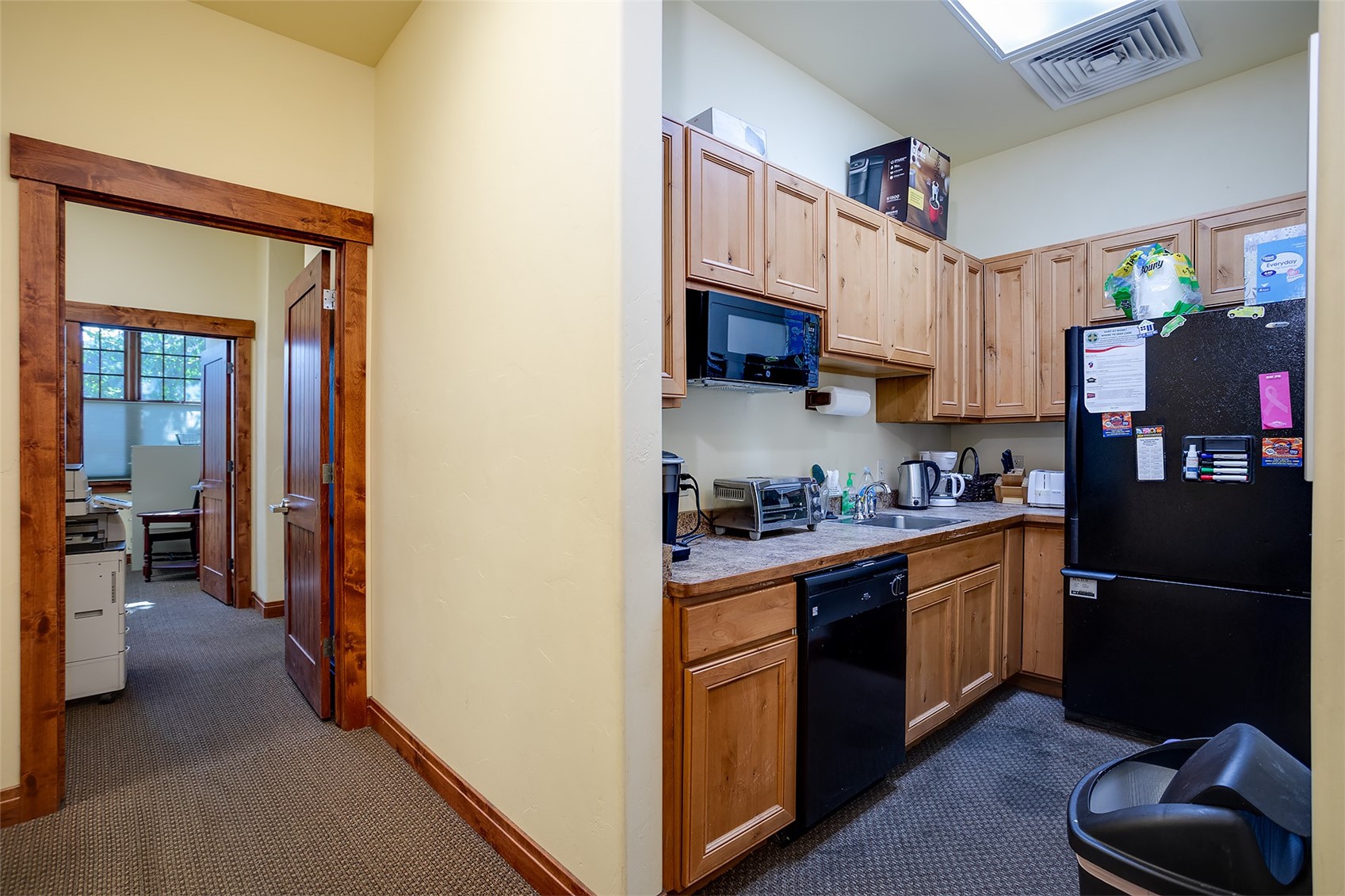 675 Snapdragon Way 3 B Property Photo 15