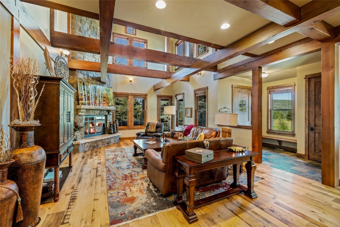 1996 Indian Summer Drive 10-a Property Photo 4