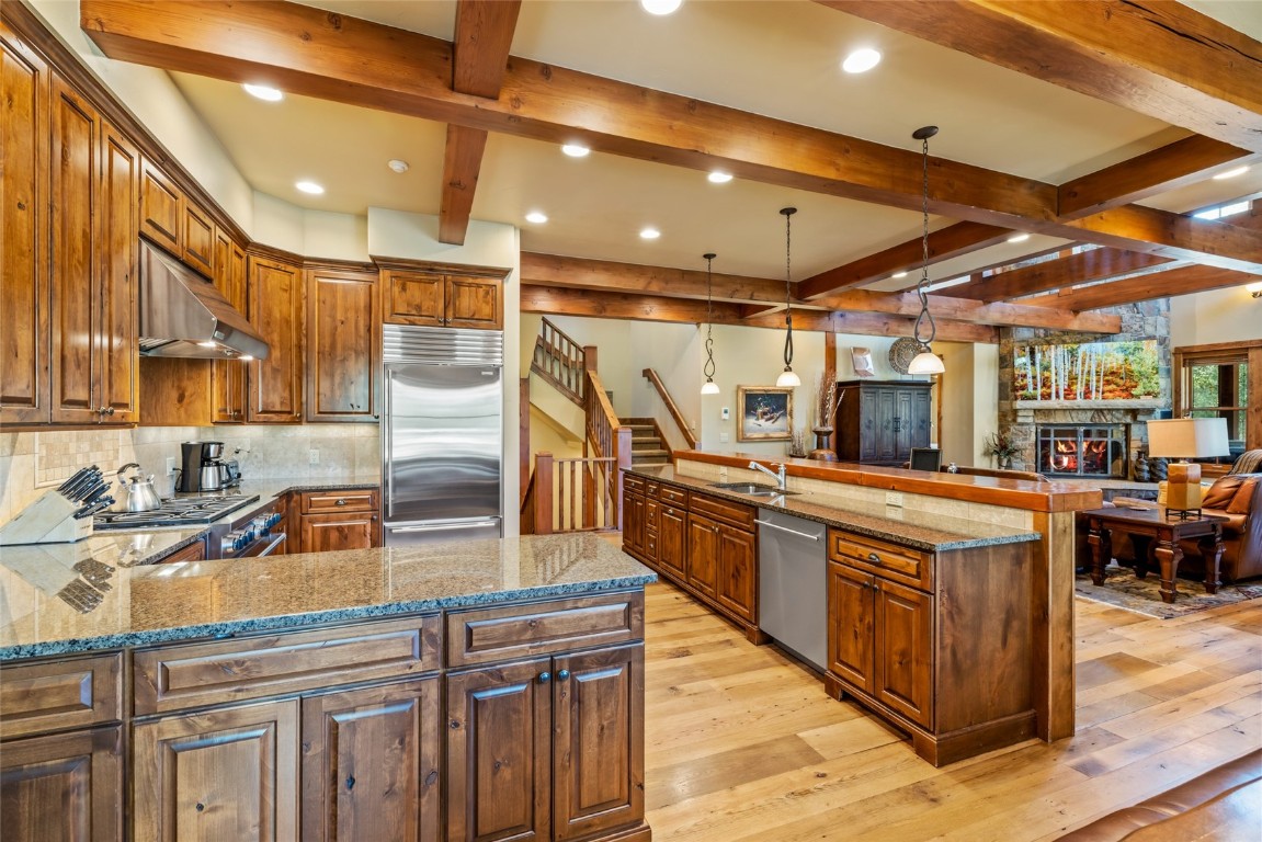 1996 Indian Summer Drive 10-a Property Photo 6