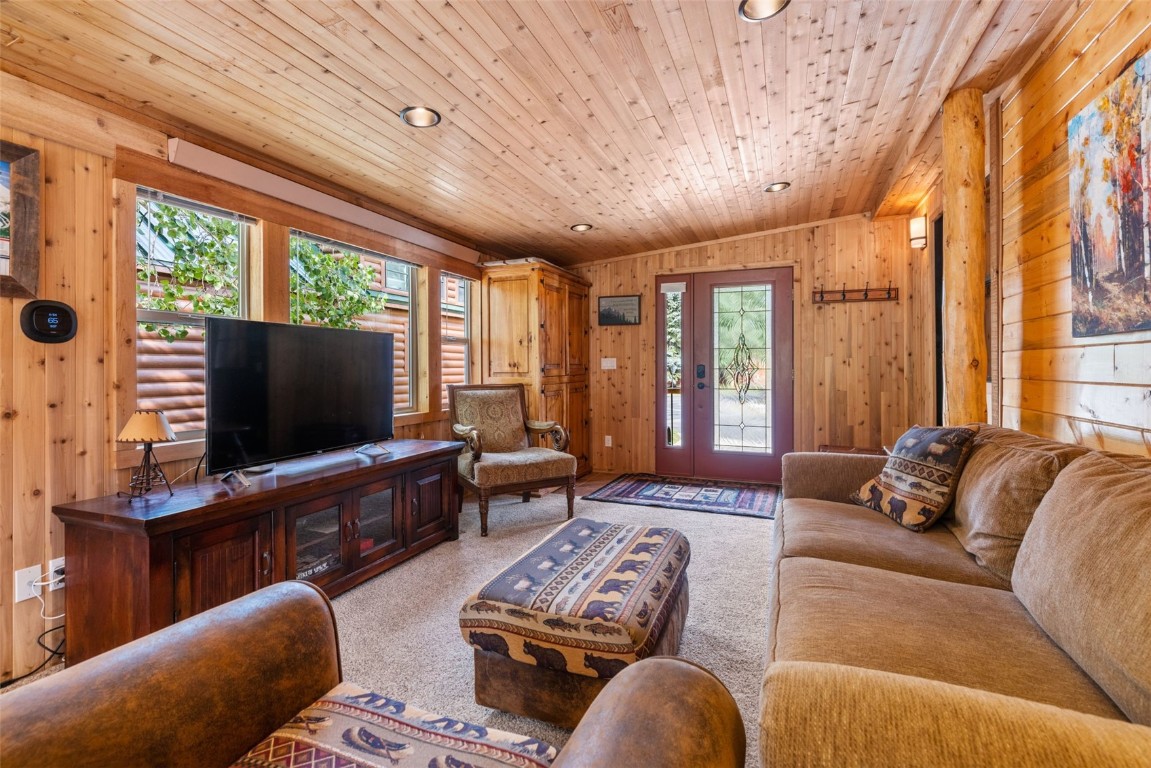 85 Revett Drive 105 Property Photo 6