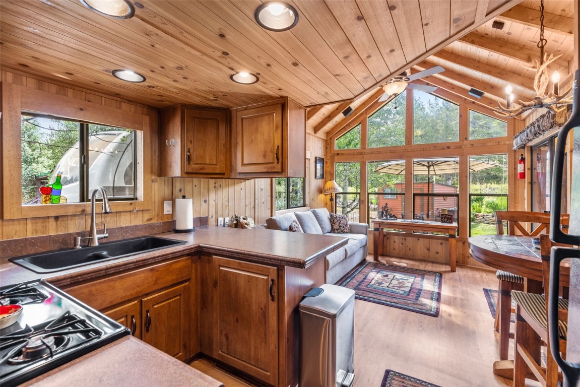 85 Revett Drive 105 Property Photo 14