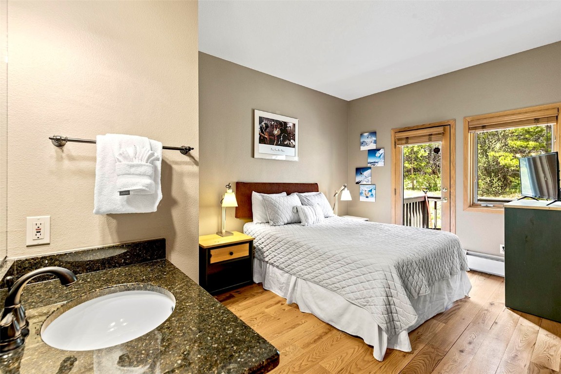 705 Four Oclock Road M4 Property Photo 14