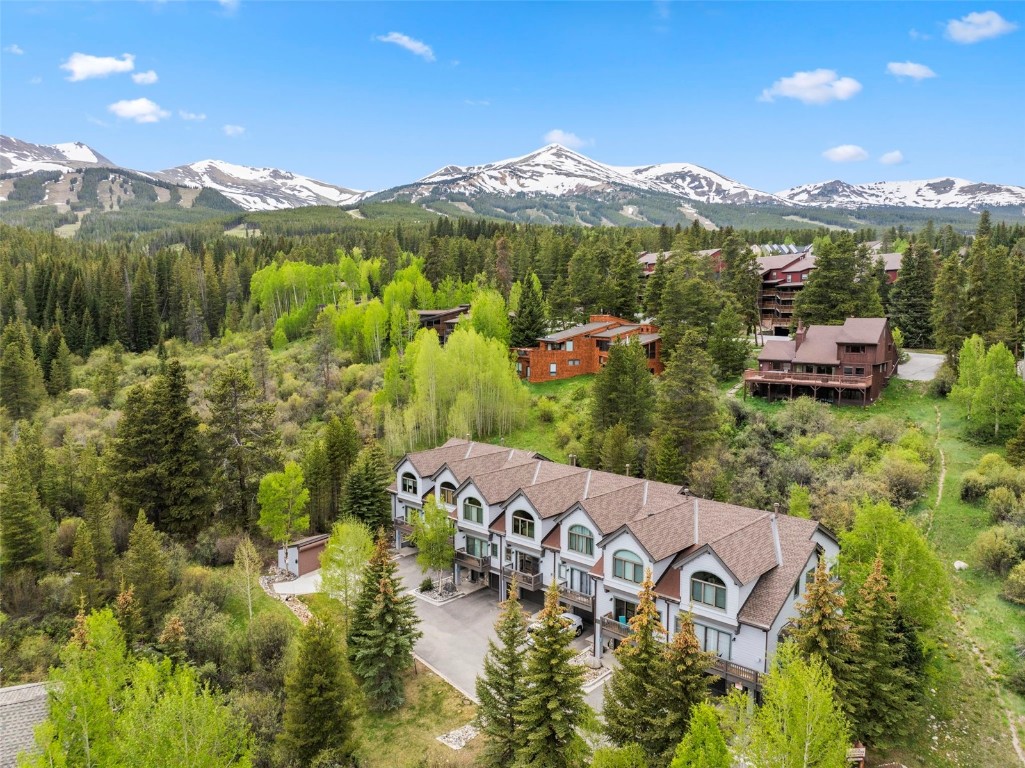 705 Four Oclock Road M4 Property Photo 29