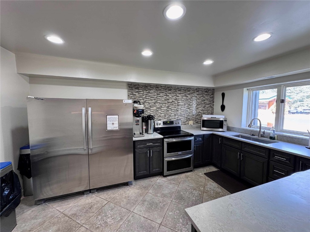 85 Revett Drive 187 Property Photo 48