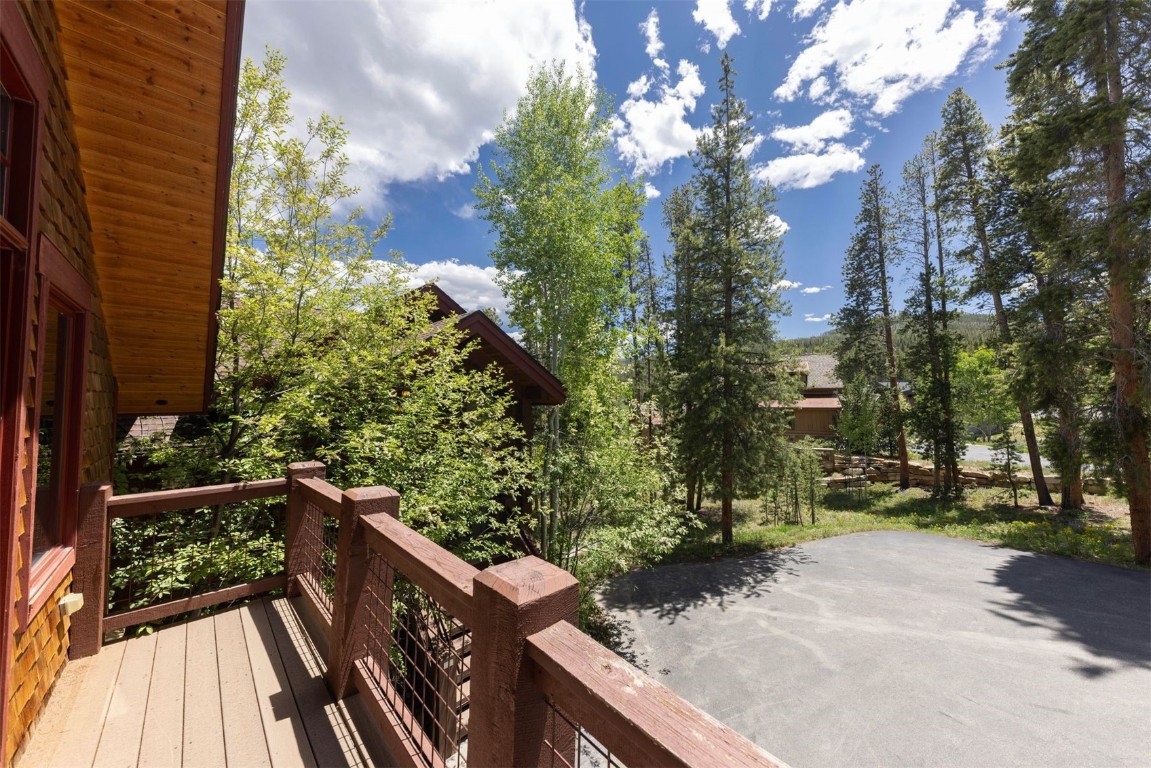 2176 Highlands Drive Property Photo 16