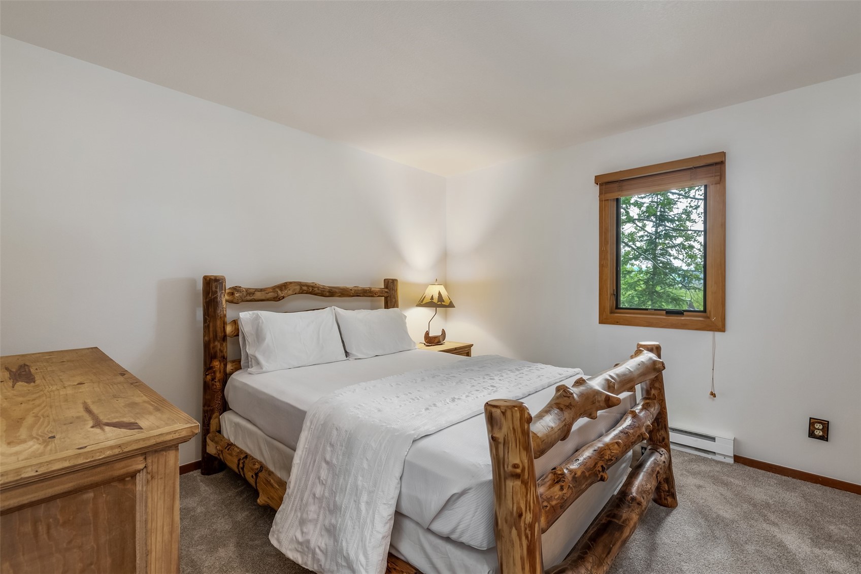132 Burgundy Circle Property Photo 13