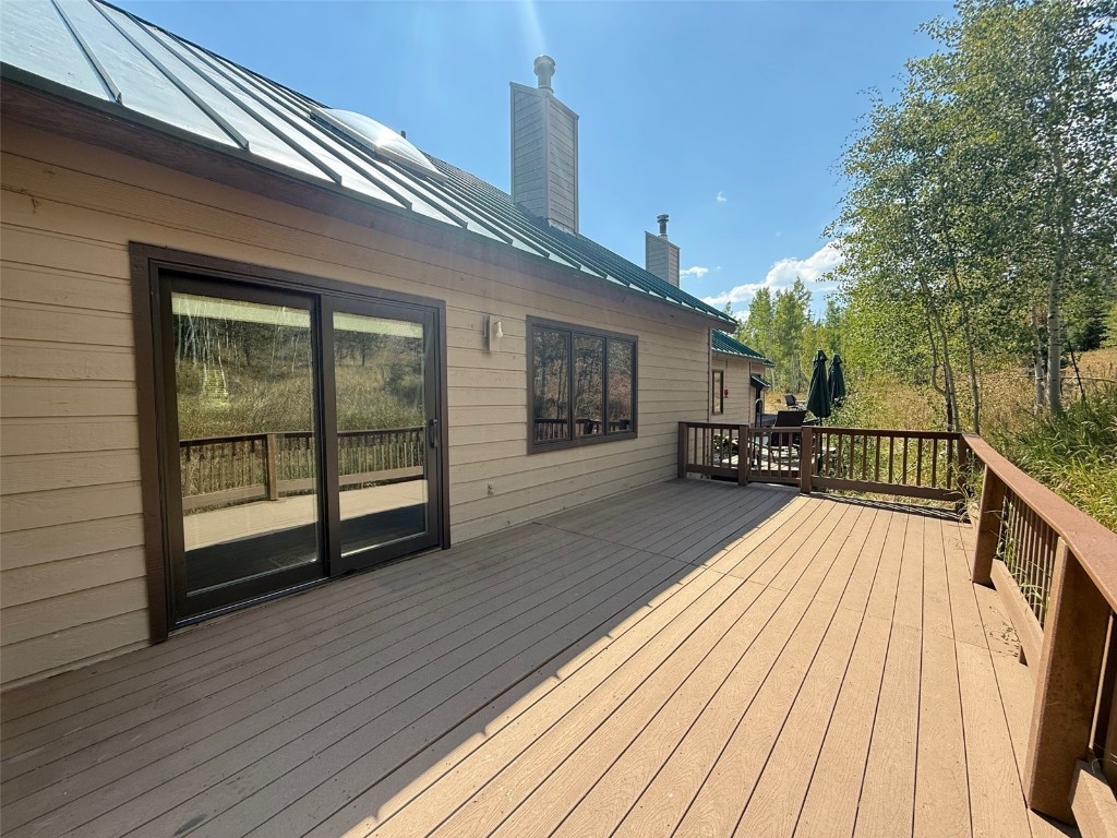 132 Burgundy Circle Property Photo 23