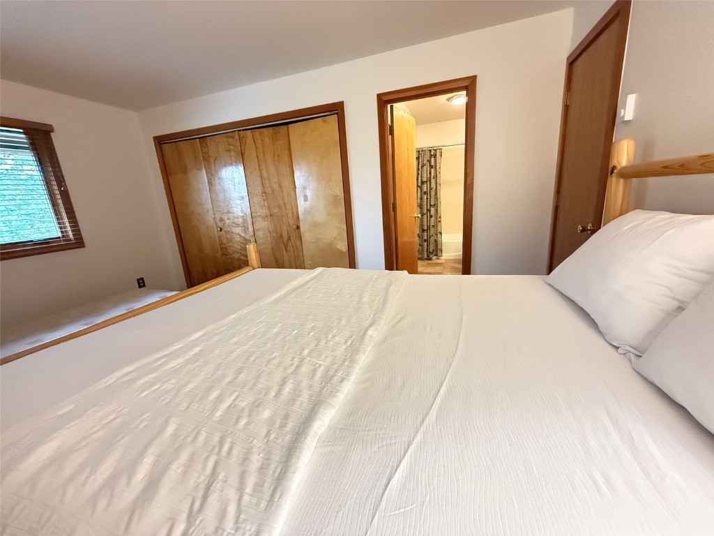 132 Burgundy Circle Property Photo 35