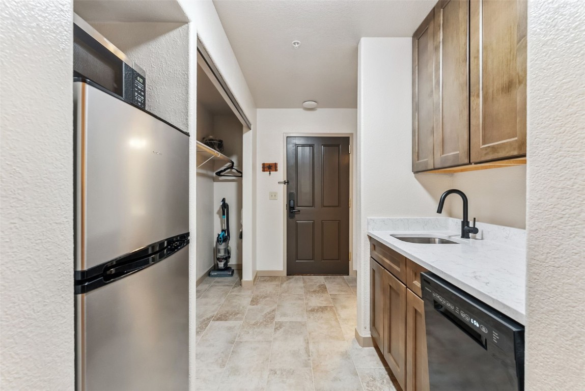 23110 Us Highway 6 5008 Property Photo 9