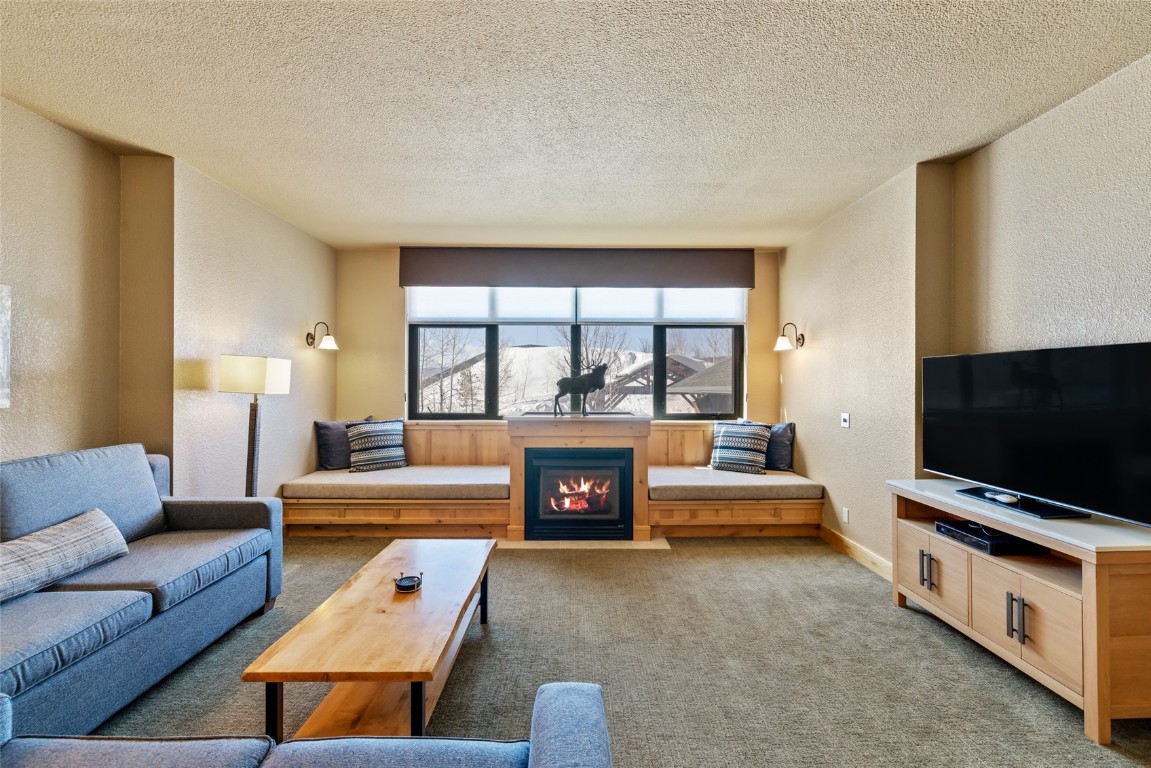 2300 Mount Werner Circle 322 Property Photo 4