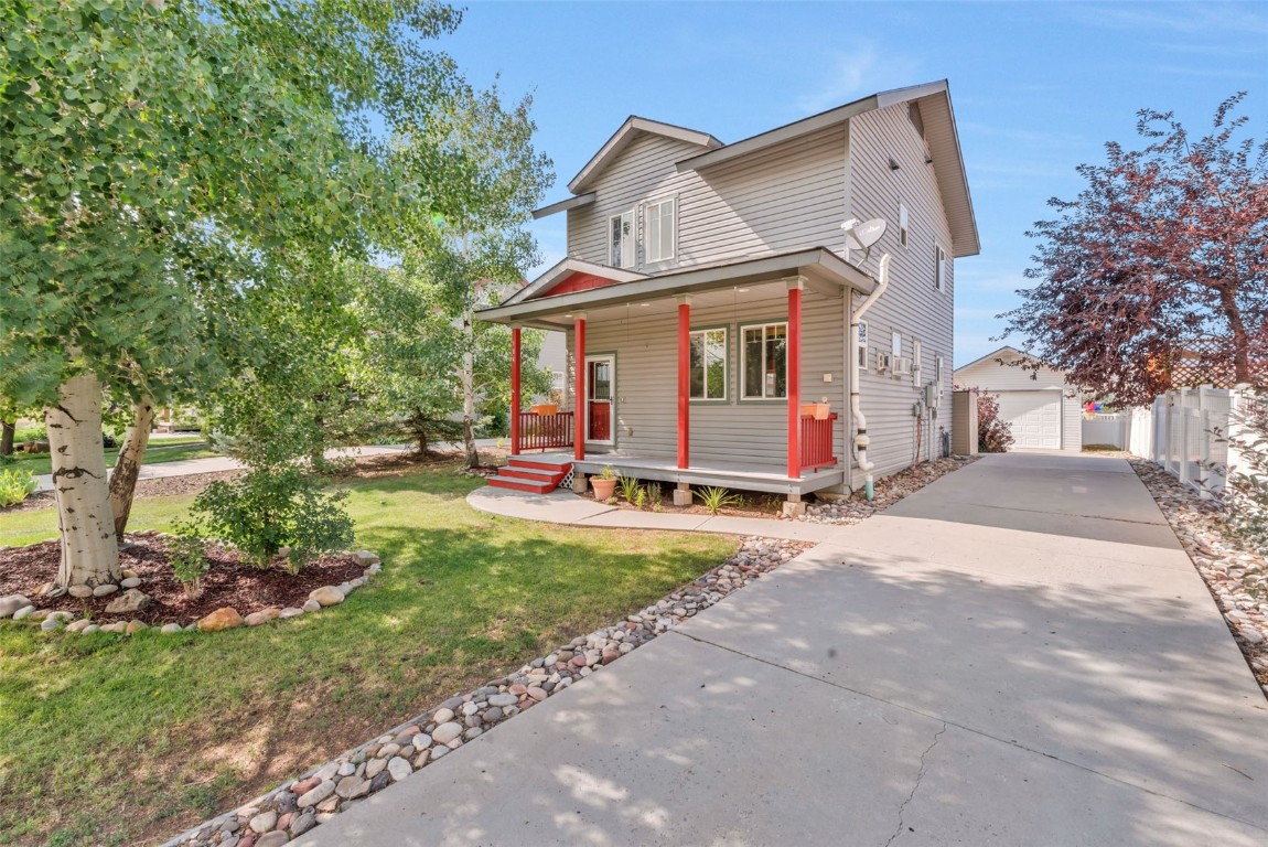 104 Shady LANE