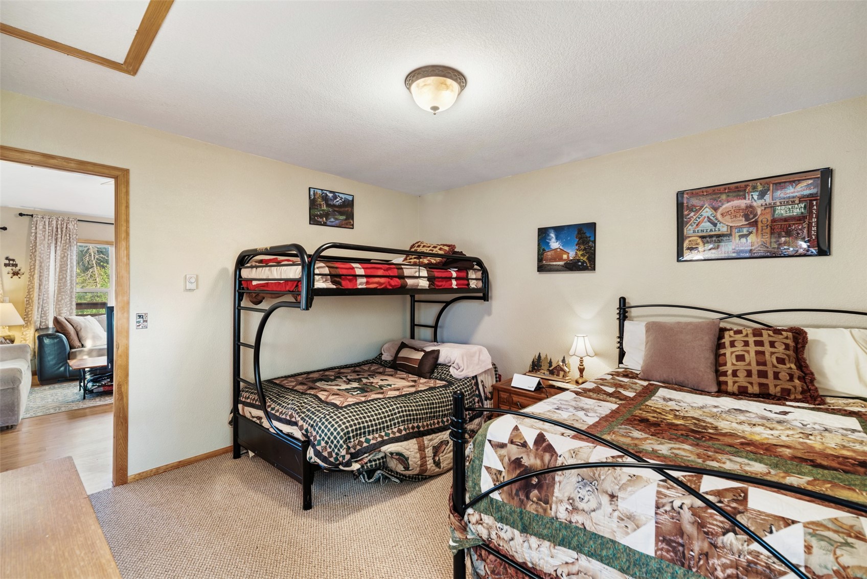 274 Folsom Drive Property Photo 4
