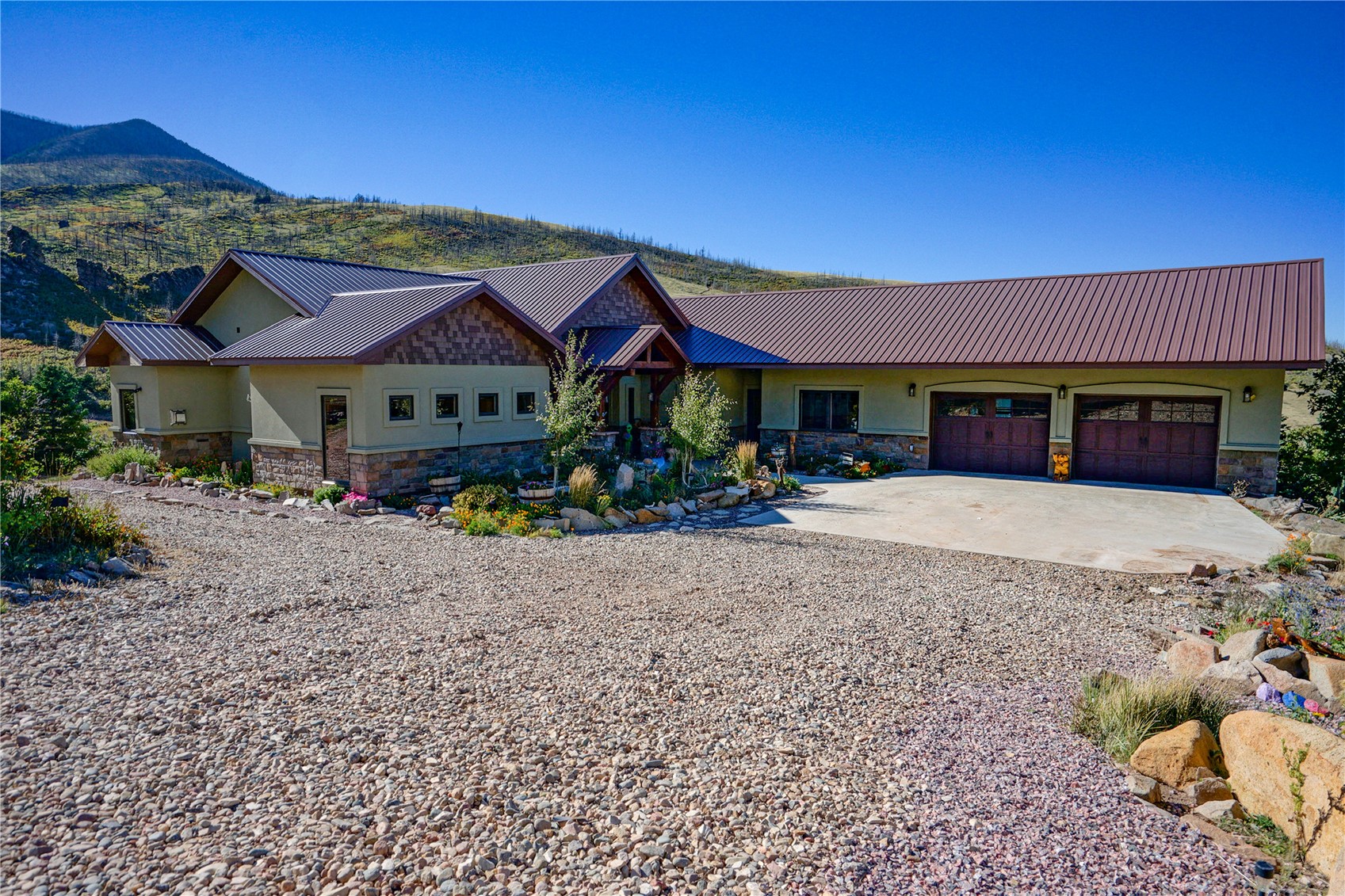 1833 Yellowstone Creek Rd Property Photo 1