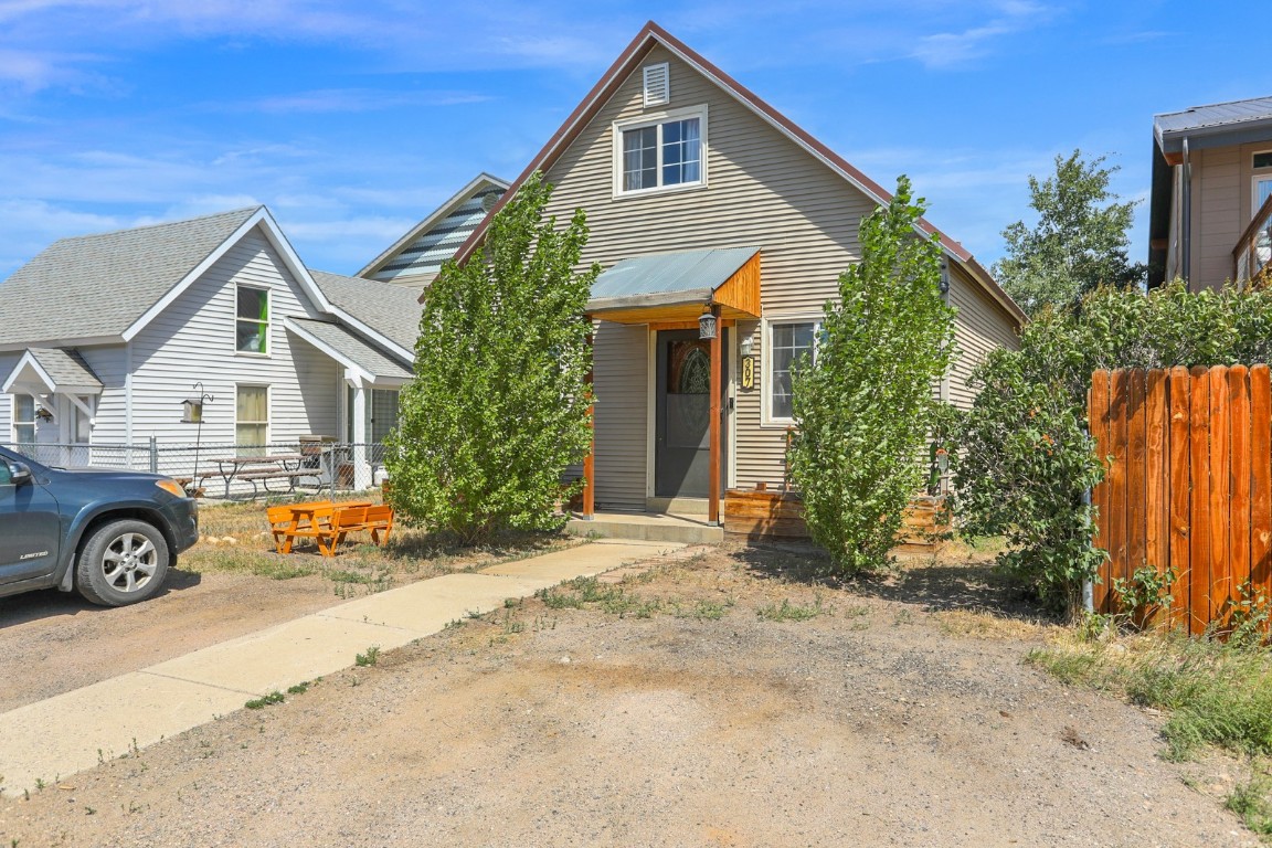 307 Eagle Avenue Property Photo 1