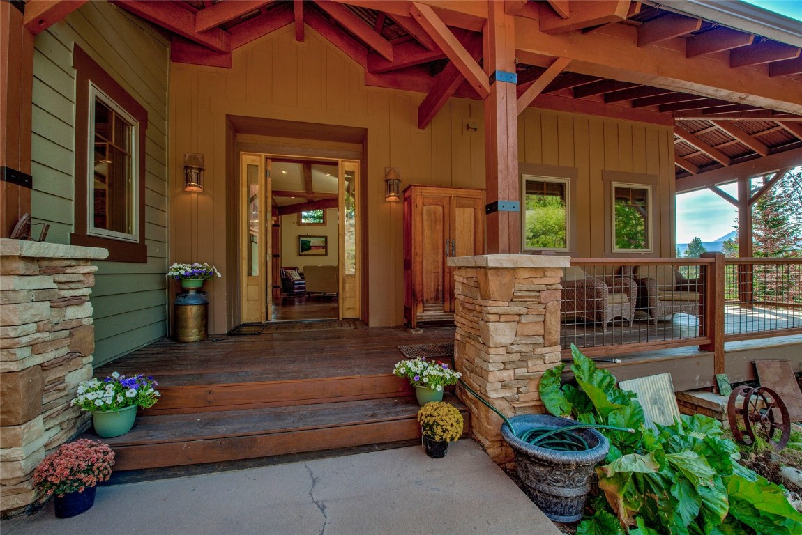 37 Silver Dollar Drive Property Photo 1