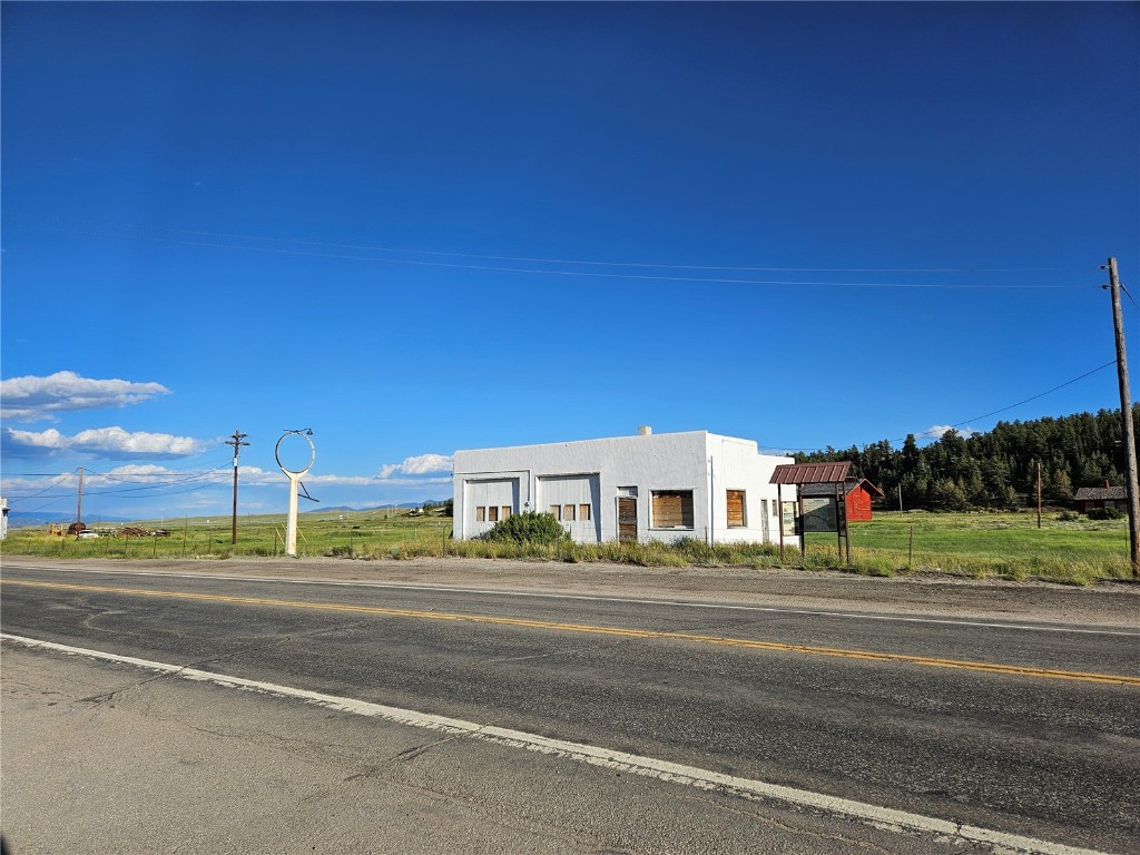 Pcs#4519 & 4520 Us-24 Property Photo
