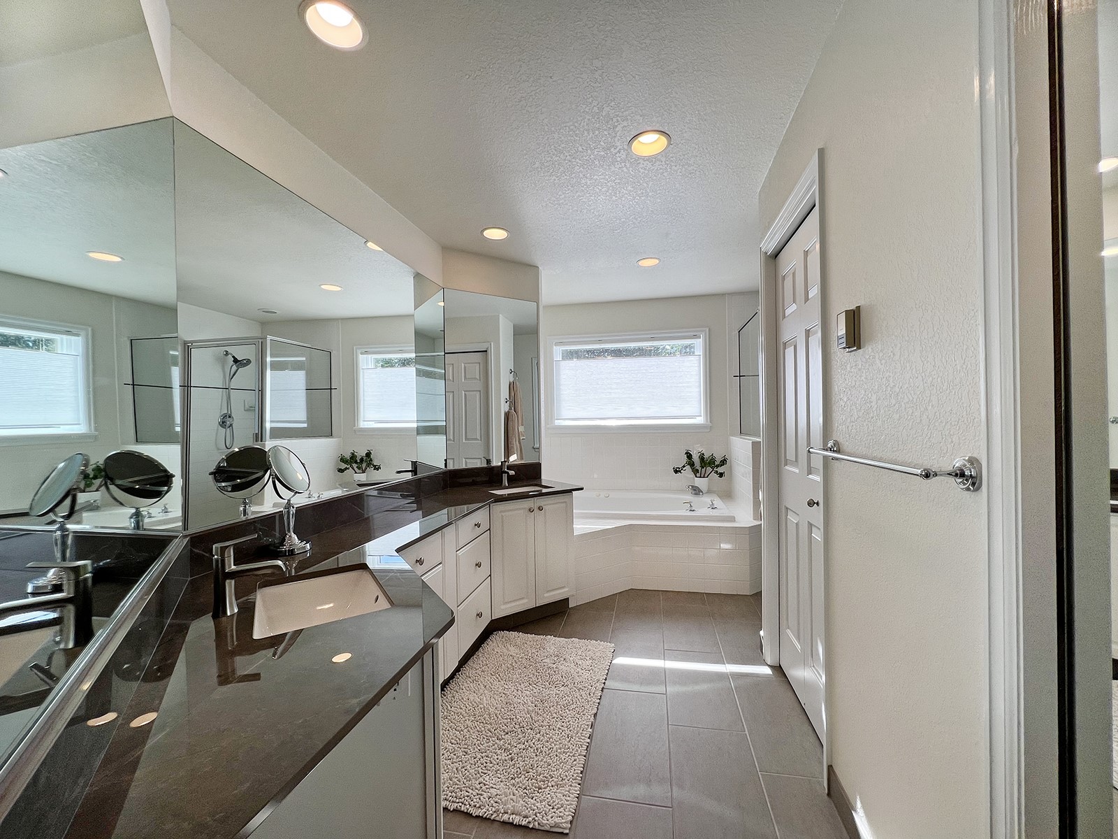 775 Mckinley Street Property Photo 33