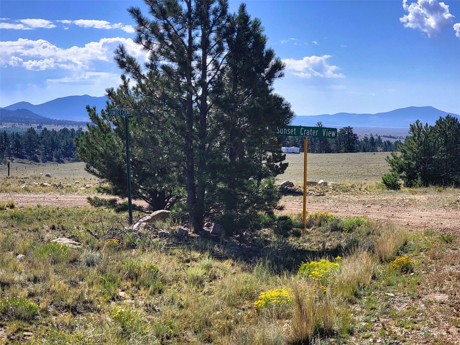 1723 Yellowstone Road Property Photo 13