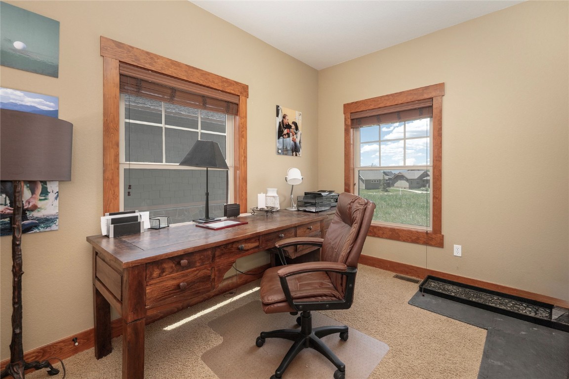 350 Lone Eagle Drive Property Photo 18