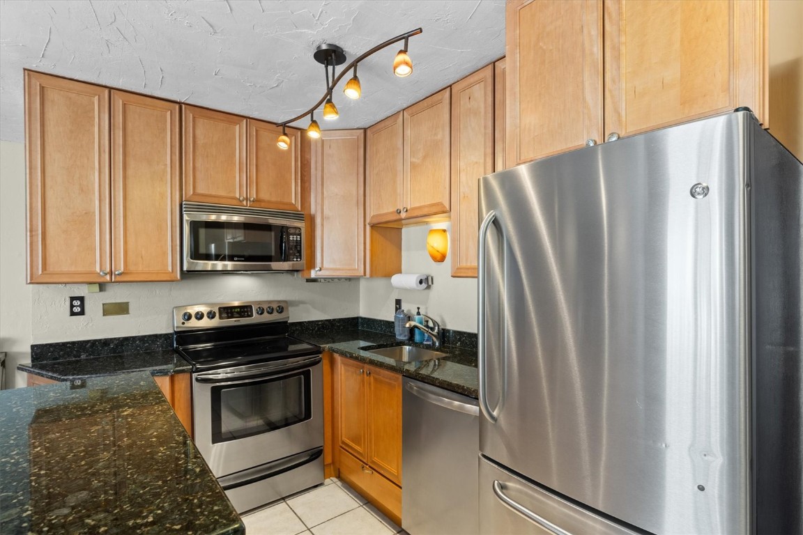 2215 Storm Meadows Drive 410 Property Photo 7