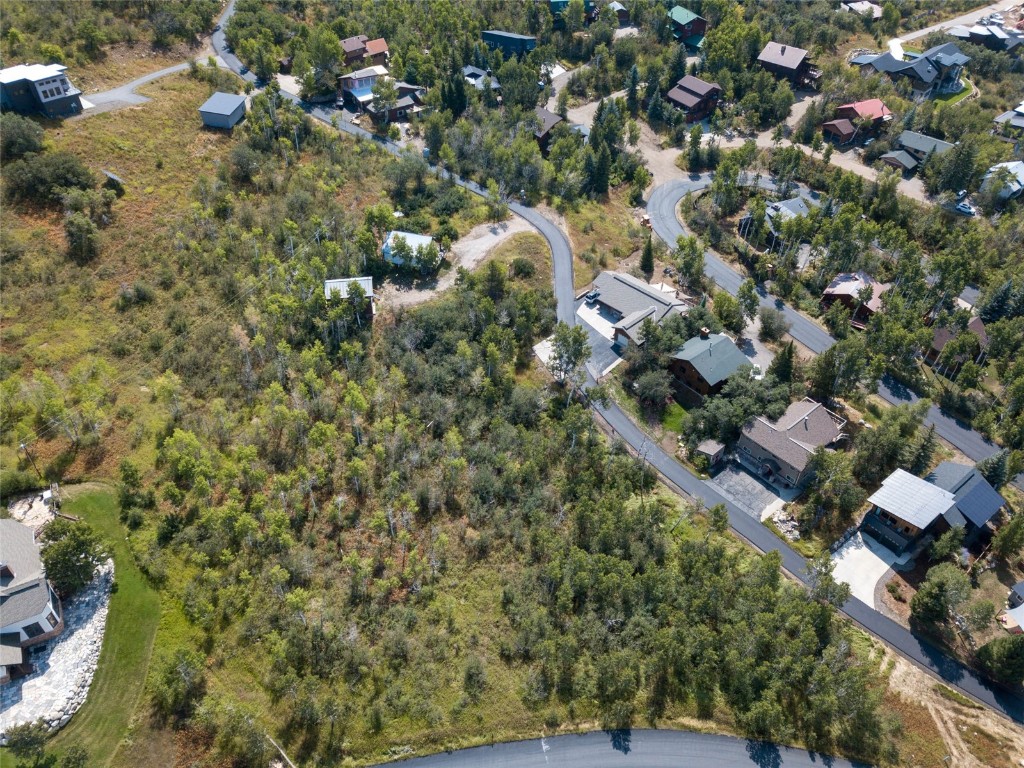 1830 Upper Huckleberry Lane Property Photo 11