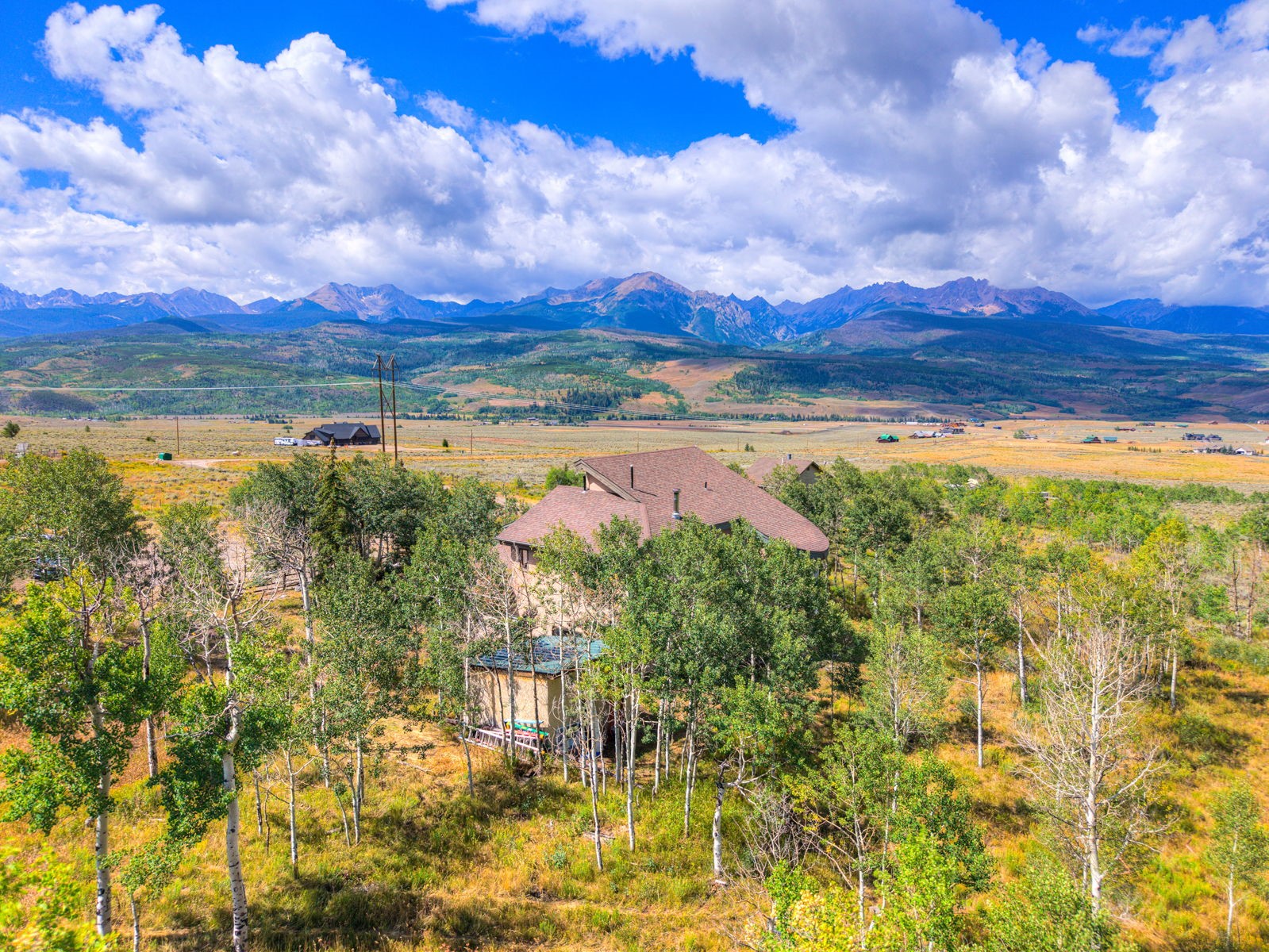 1703 Elk Run Road Property Photo 3