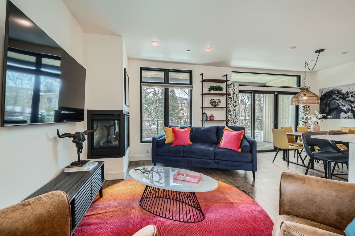 740 Blue River Parkway C11 Property Photo 1