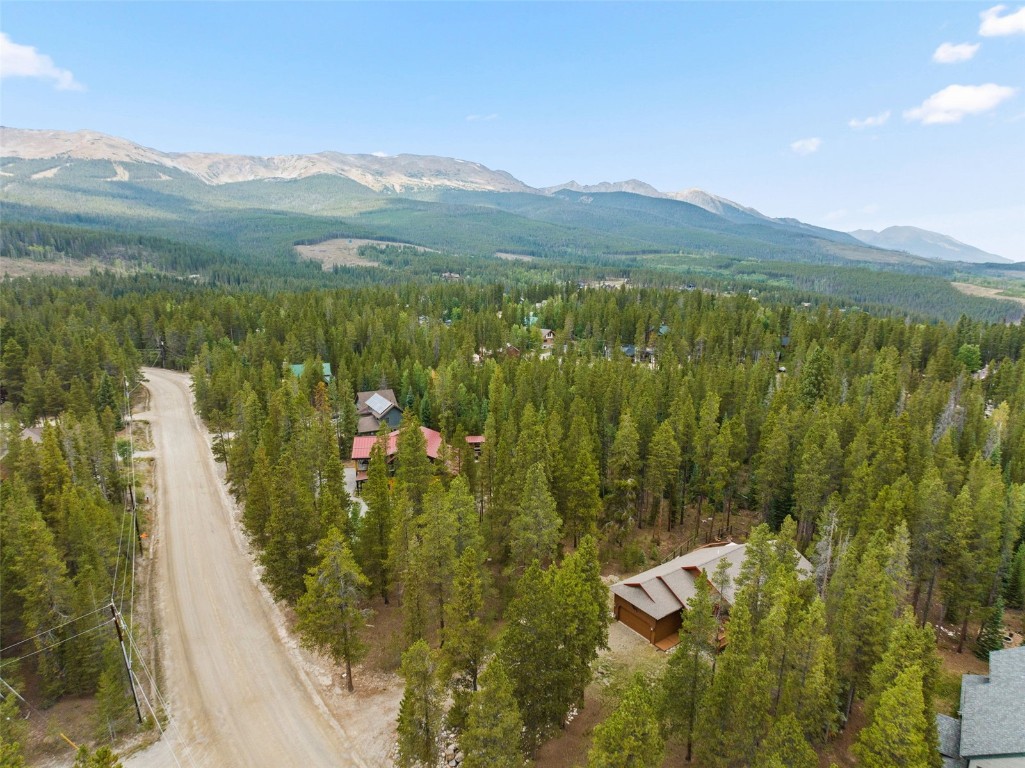 3824 Ski Hill Road Property Photo 5