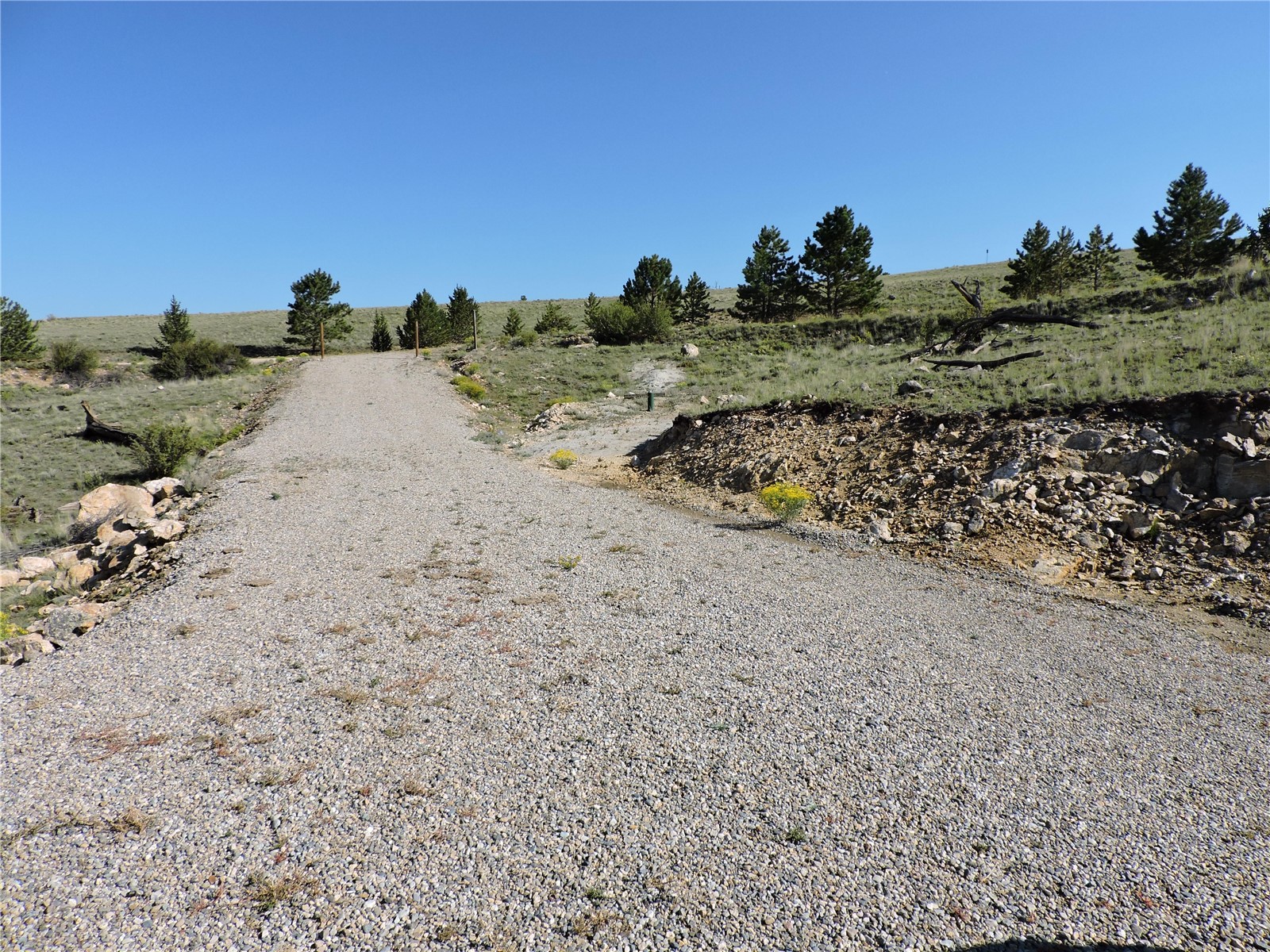 640 Arapaho Trail Property Photo 2