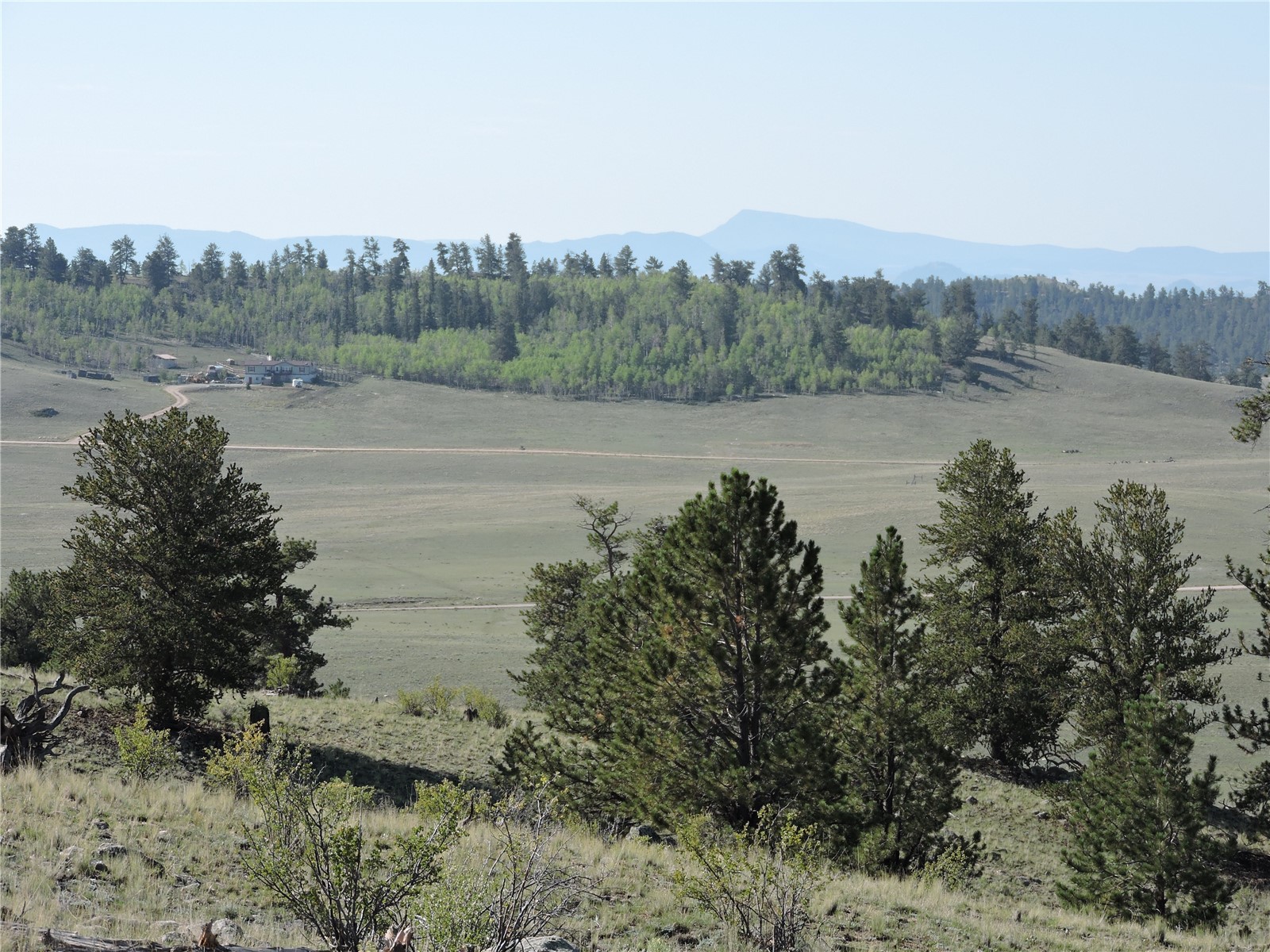 640 Arapaho Trail Property Photo 9