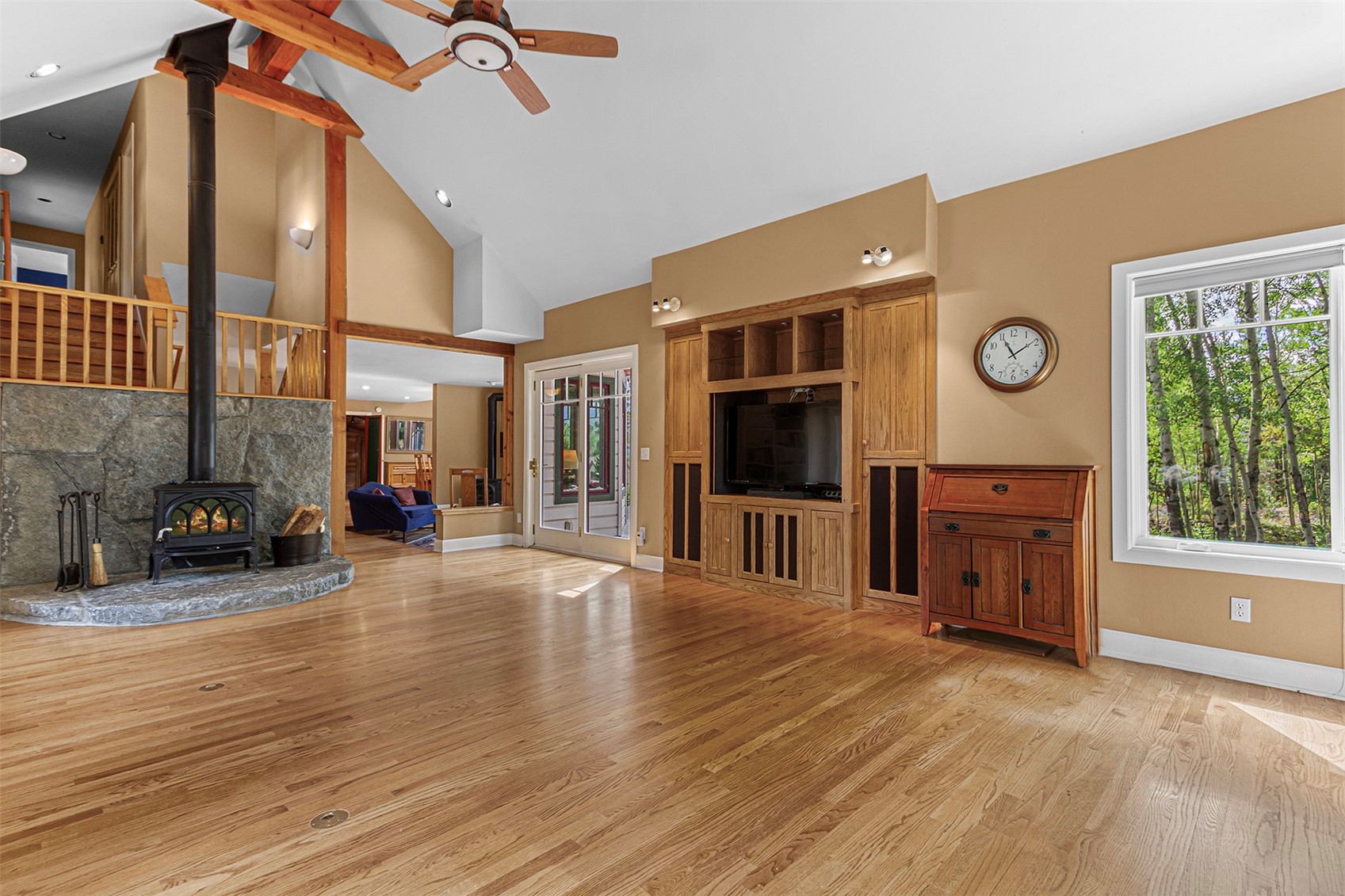 100 Windwood Circle Property Photo 9