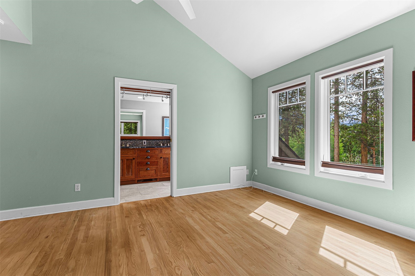 100 Windwood Circle Property Photo 29